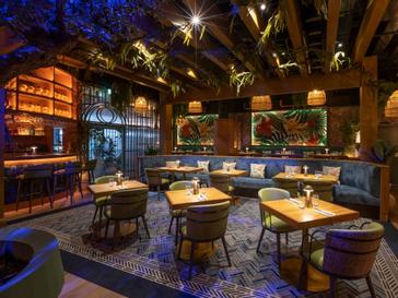 HYDE Hotel | Galway | Seating area in JEKYLL Restaurant at HYDE Bar Galway